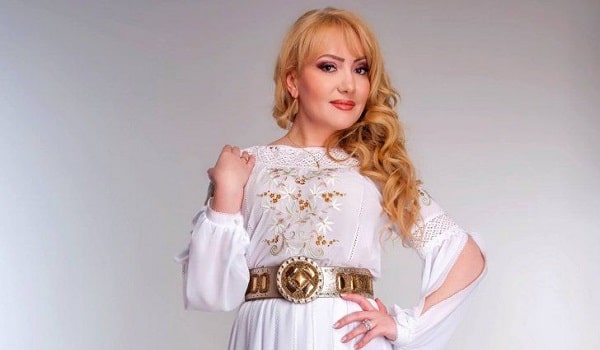 Adriana Ochișanu